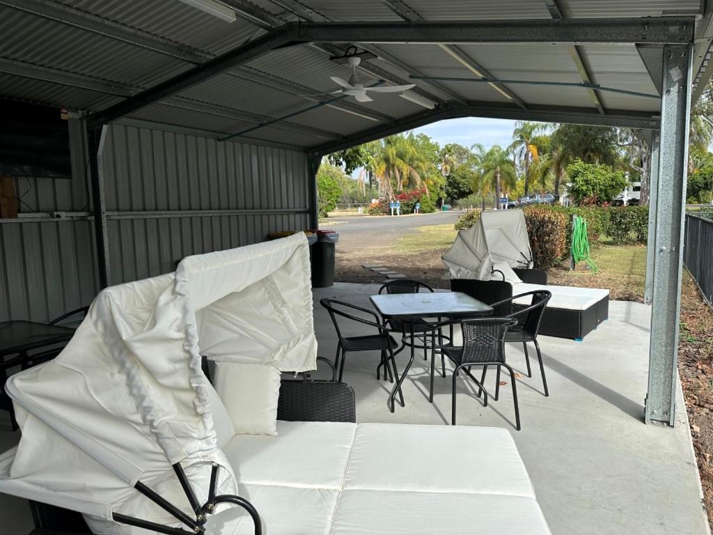 Goondiwindi Holiday Park ภายนอก รูปภาพ